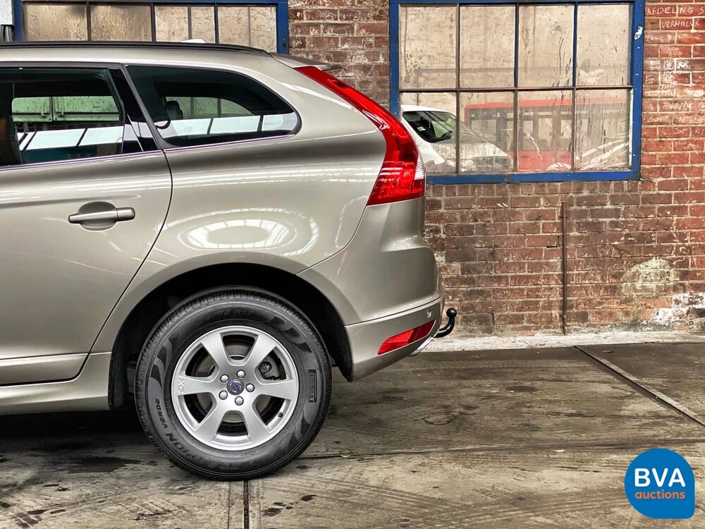 Volvo XC60 2.0 T5 FWD Momentum 245 PS 2015, 9-ZDS-58.