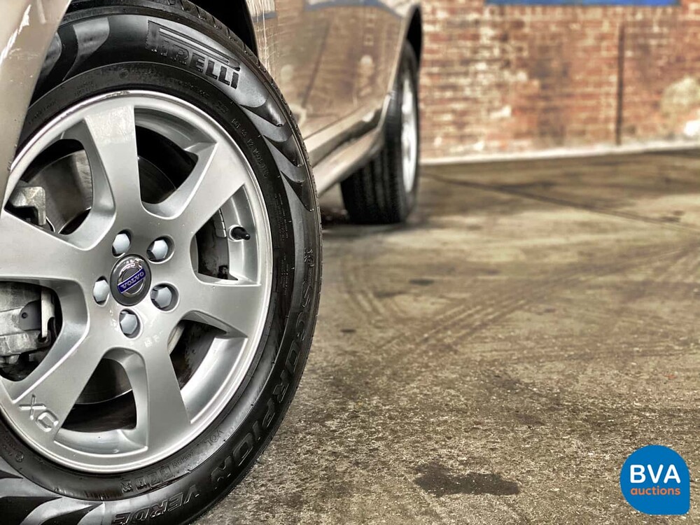 Volvo XC60 2.0 T5 FWD Momentum 245 PS 2015, 9-ZDS-58.