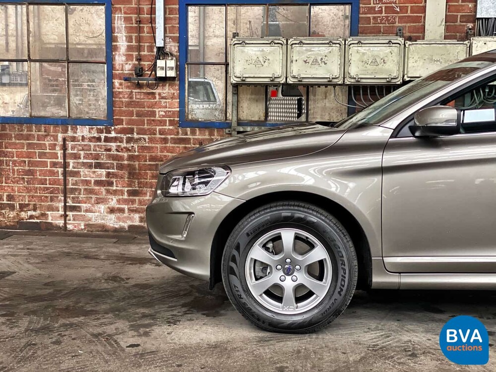 Volvo XC60 2.0 T5 FWD Momentum 245 PS 2015, 9-ZDS-58.