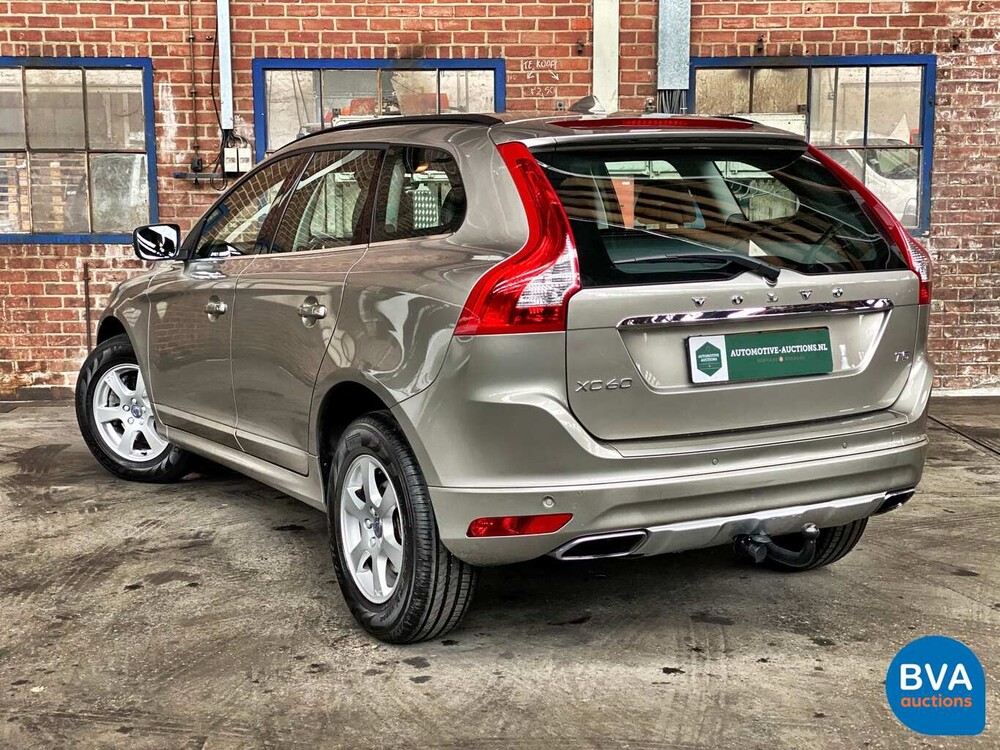 Volvo XC60 2.0 T5 FWD Momentum 245 PS 2015, 9-ZDS-58.