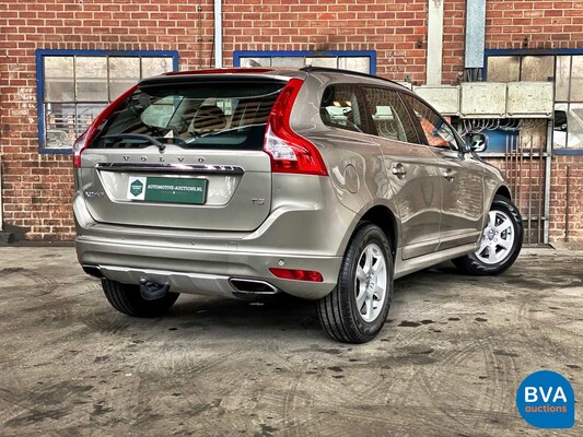 Volvo XC60 2.0 T5 FWD Momentum 245hp 2015, 9-ZDS-58.