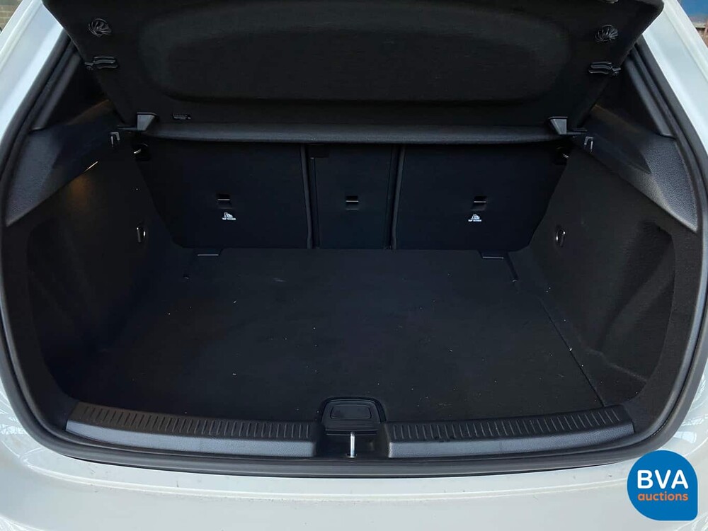 Mercedes-Benz A220 AMG 190 PS A-Klasse 2019 -GARANTIE-, J-558-LP.