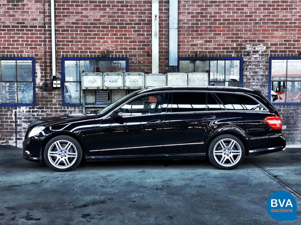 Mercedes E550 Kombi AMG 5.5 V8 388 PS E-Klasse 2011.