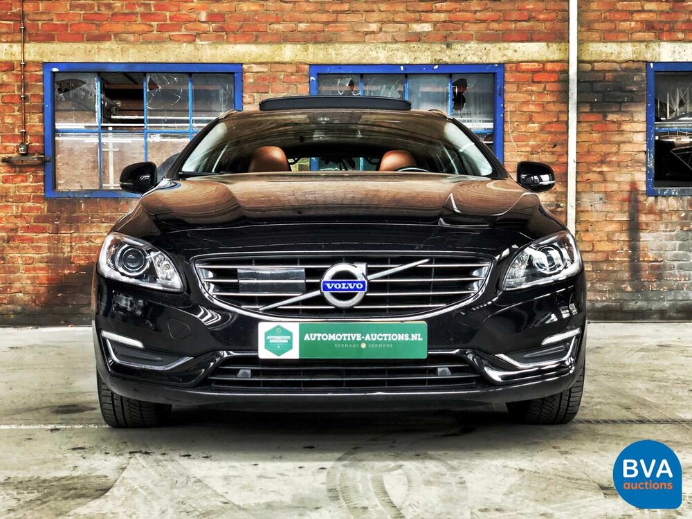 Volvo V60 D6 AWD Plug-In Hybrid 285 PS 2.4 Summum, KD-052-S.