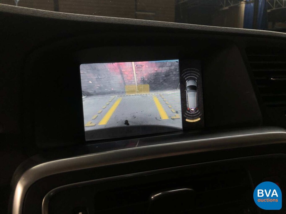 Volvo V60 D6 AWD Plug-In Hybrid 285 PS 2.4 Summum, KD-052-S.