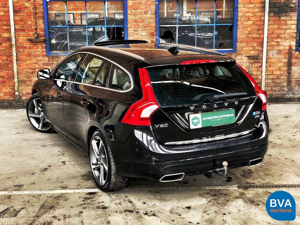 Volvo V60 D6 AWD Plug-In Hybrid 285 PS 2.4 Summum, KD-052-S.