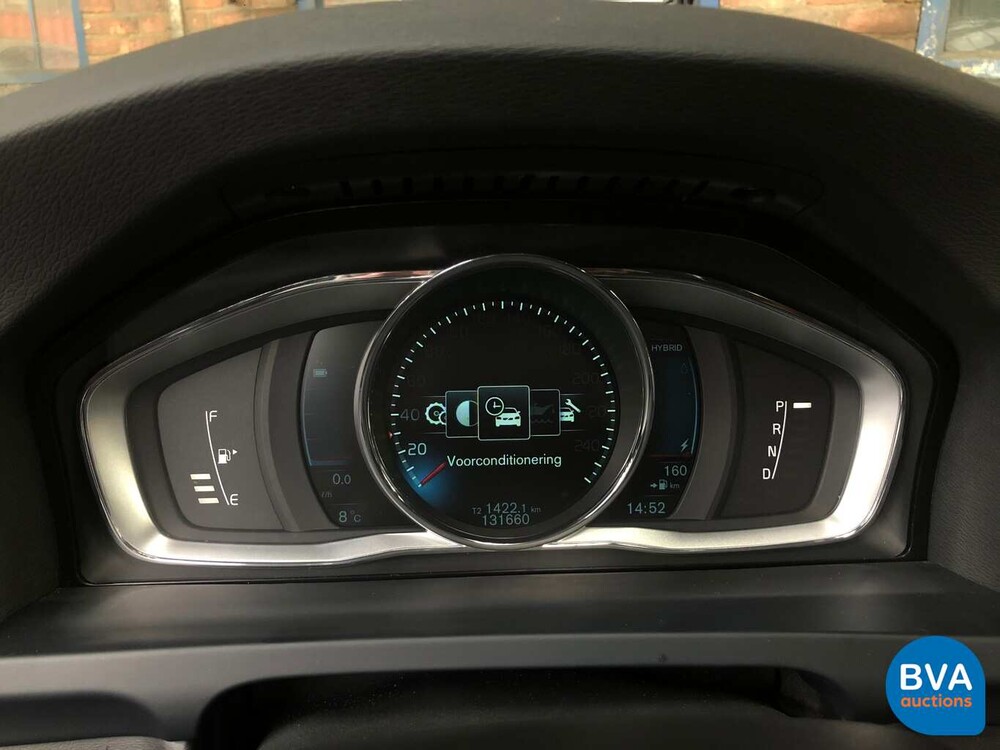 Volvo V60 D6 AWD Plug-In Hybrid 285 PS 2.4 Summum, KD-052-S.