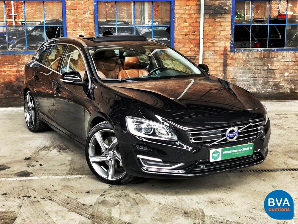 Volvo V60 D6 AWD Plug-In Hybrid 285 PS 2.4 Summum, KD-052-S.