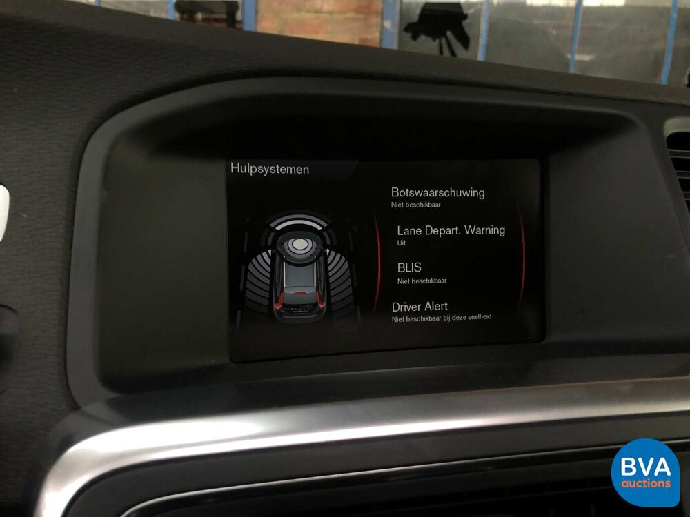 Volvo V60 D6 AWD Plug-In Hybrid 285 PS 2.4 Summum, KD-052-S.