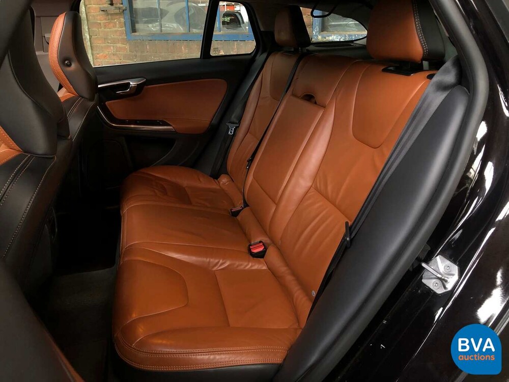 Volvo V60 D6 AWD Plug-In Hybrid 285 PS 2.4 Summum, KD-052-S.