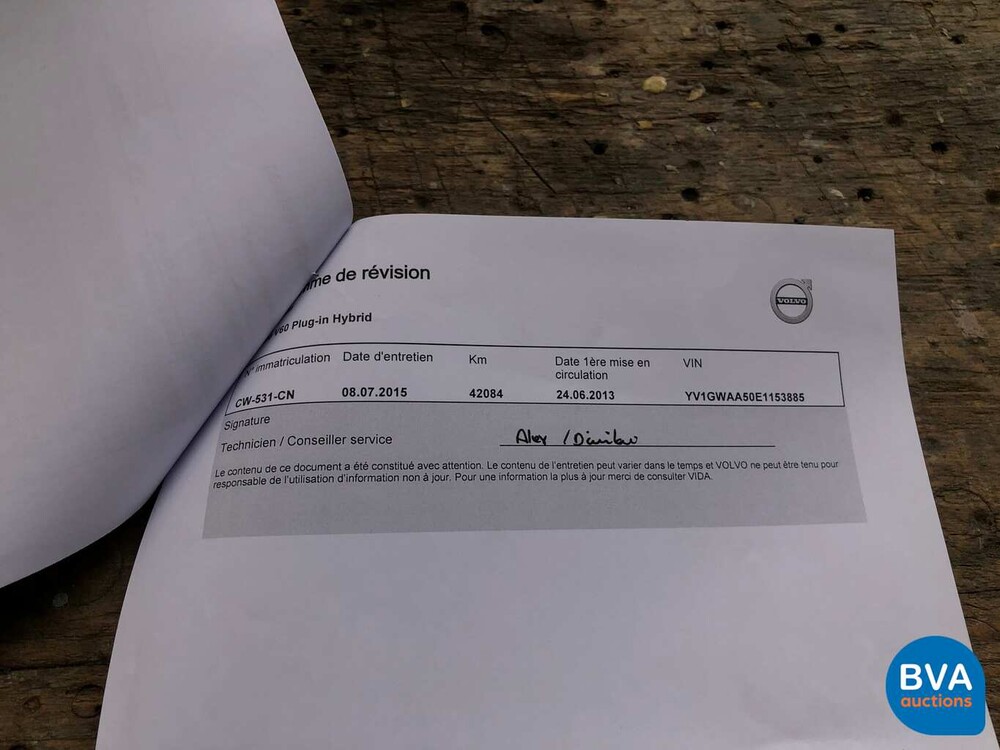 Volvo V60 D6 AWD Plug-In Hybrid 285 PS 2.4 Summum, KD-052-S.