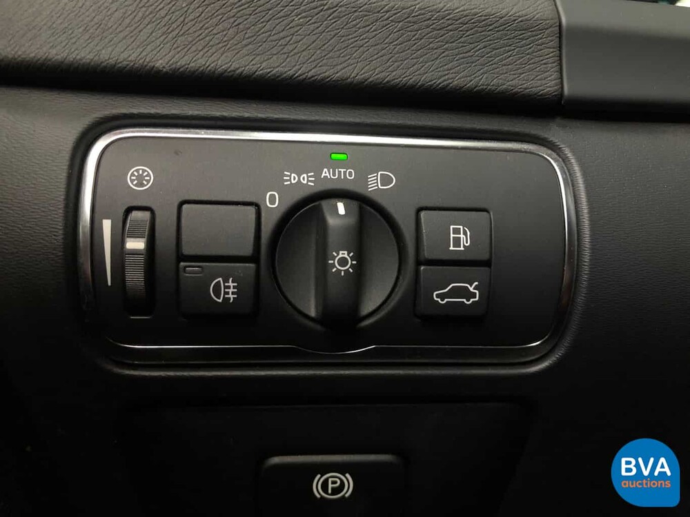 Volvo V60 D6 AWD Plug-In Hybrid 285 PS 2.4 Summum, KD-052-S.