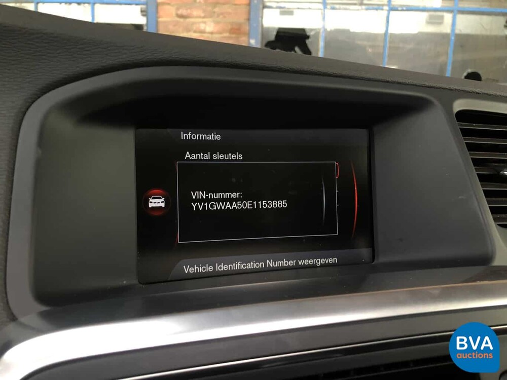 Volvo V60 D6 AWD Plug-In Hybrid 285 PS 2.4 Summum, KD-052-S.