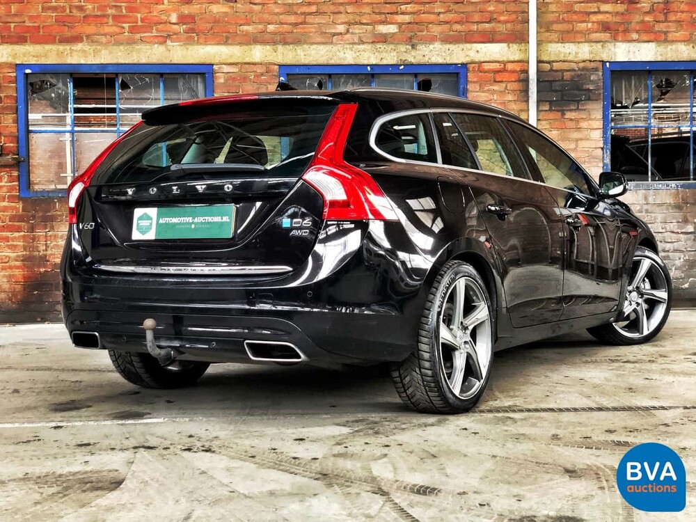 Volvo V60 D6 AWD Plug-In Hybrid 285 PS 2.4 Summum, KD-052-S.
