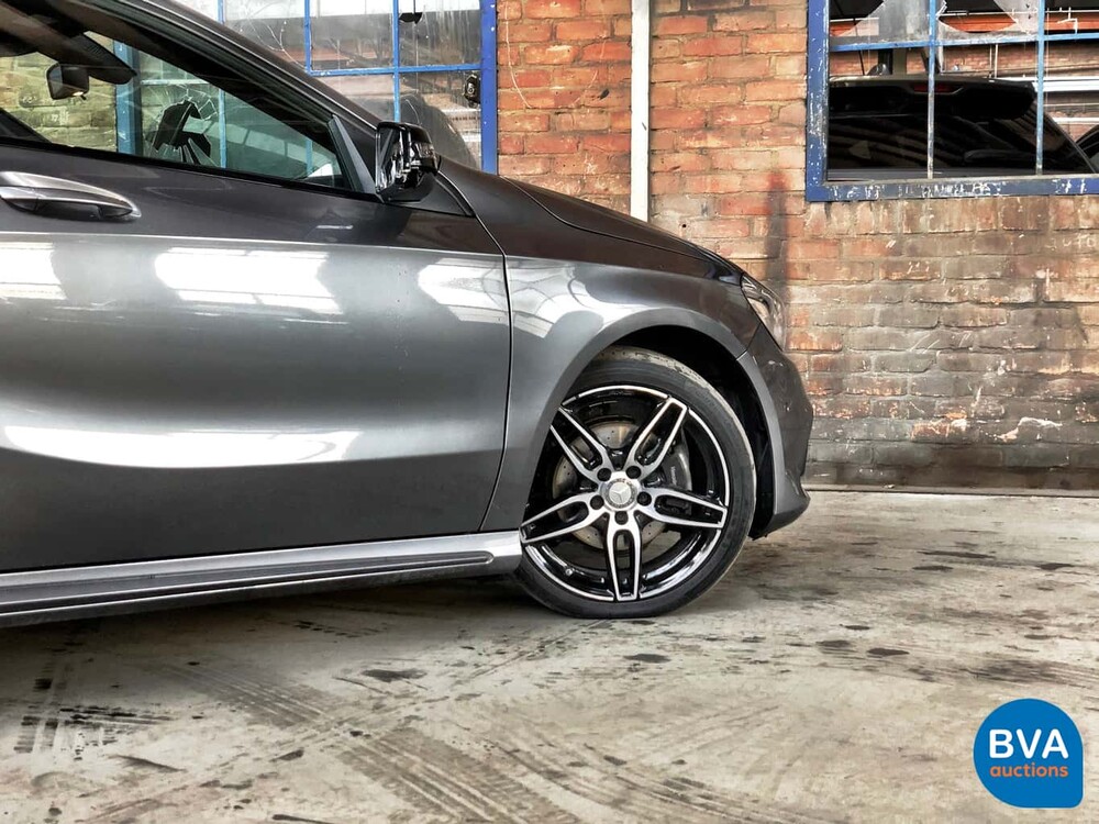 Mercedes-Benz A180d AMG-Line Nachtausgabe 109 PS 2017.