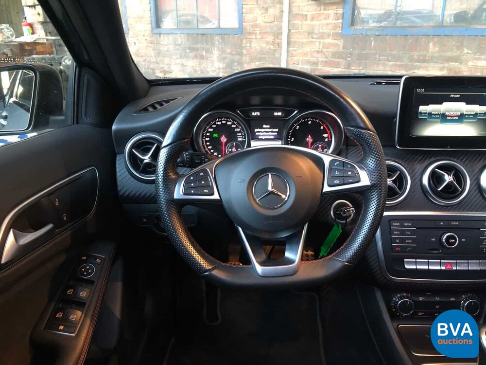 Mercedes-Benz A180d AMG-Line Nachtausgabe 109 PS 2017.