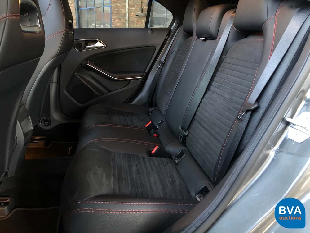 Mercedes-Benz A180d AMG-Line Nachtausgabe 109 PS 2017.