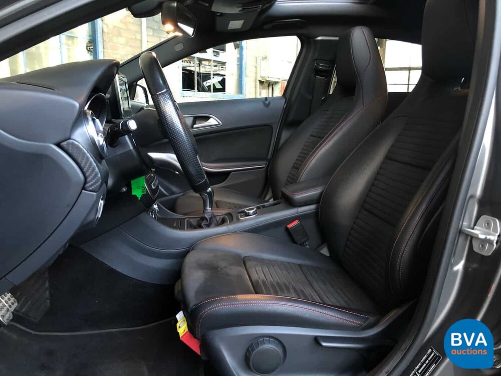 Mercedes-Benz A180d AMG-Line Nachtausgabe 109 PS 2017.