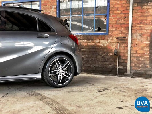 Mercedes-Benz A180d AMG-Line Night edition 109hp 2017.