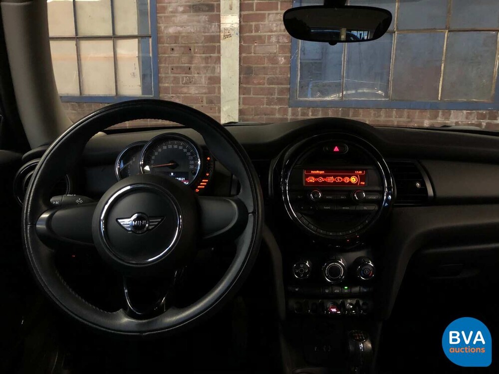 Mini One 2016 JCW British Racing Green, ZD-597-V.