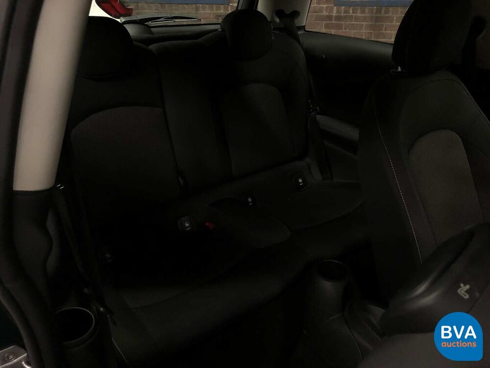 Mini One 2016 JCW British Racing Green, ZD-597-V.