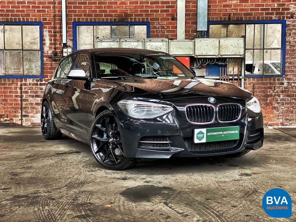 BMW M135i M-Sport 5-Türer 320 PS 1er M-Performance.