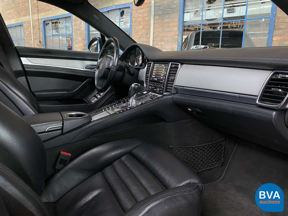 Porsche Panamera Turbo 4.8 V8 500 PS -GARANTIE- 2010, 5-KBR-70.