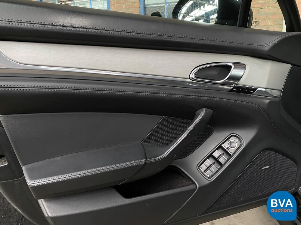 Porsche Panamera Turbo 4.8 V8 500 PS -GARANTIE- 2010, 5-KBR-70.