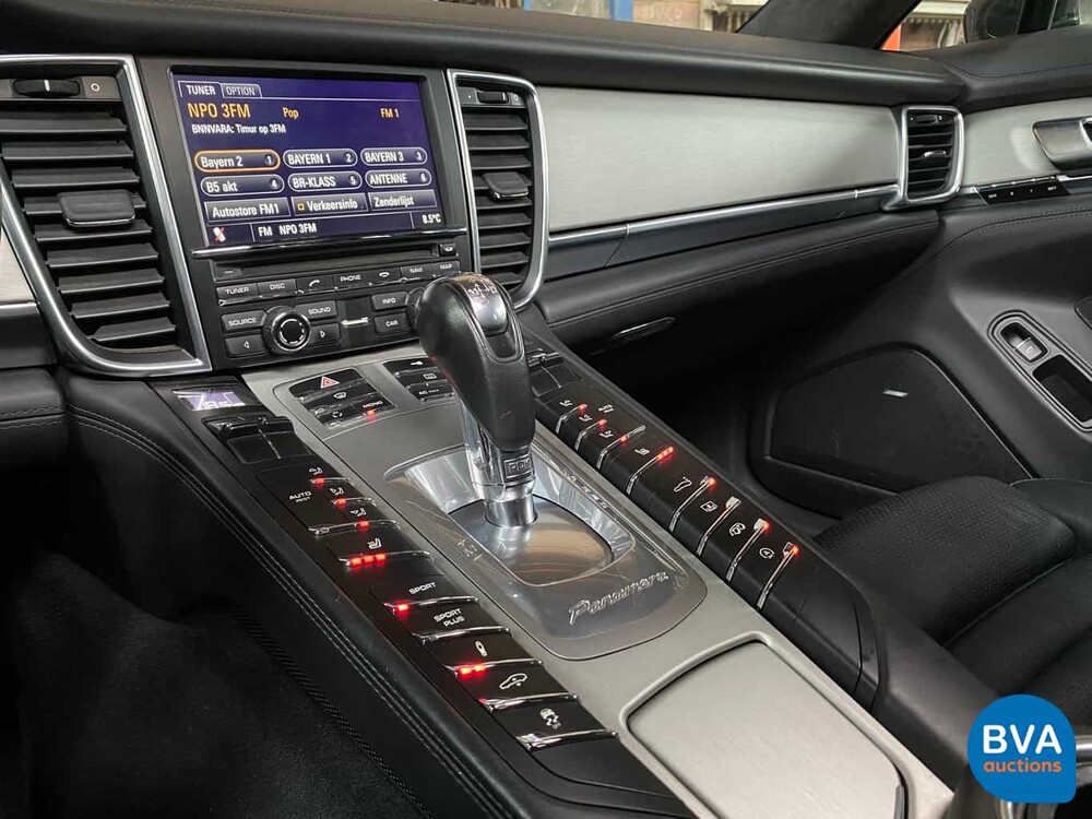 Porsche Panamera Turbo 4.8 V8 500 PS -GARANTIE- 2010, 5-KBR-70.