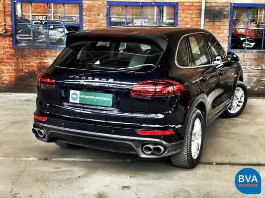 Porsche Cayenne S 3.0 E-Hybrid 416 PS - 1. Besitzer - 2015, GR-088-V.