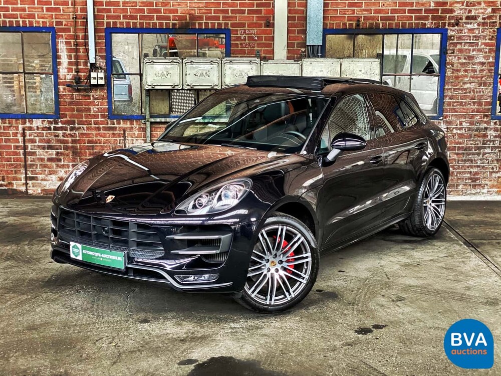 Porsche Macan Turbo 400pk 2015 SportChrono