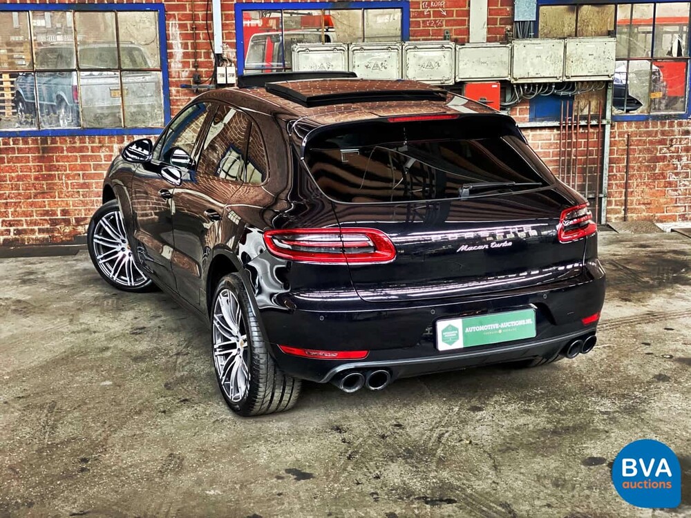 Porsche Macan Turbo 400pk 2015 SportChrono