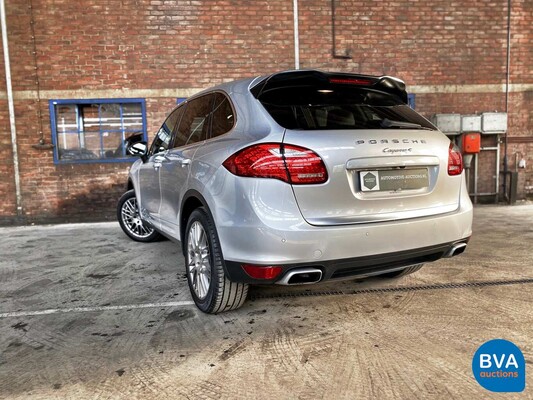 Porsche Cayenne S 4.8 V8 400pk 2013, 2-XJF-10