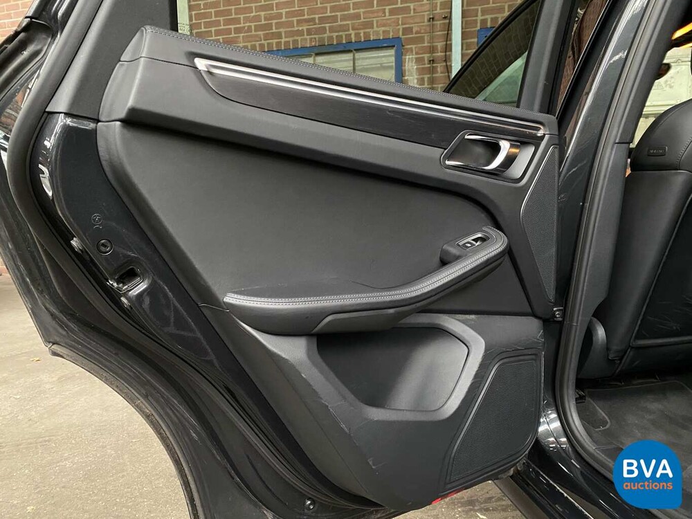 Porsche Macan GTS V6 Bi-Turbo 360pk 2016 Facelift