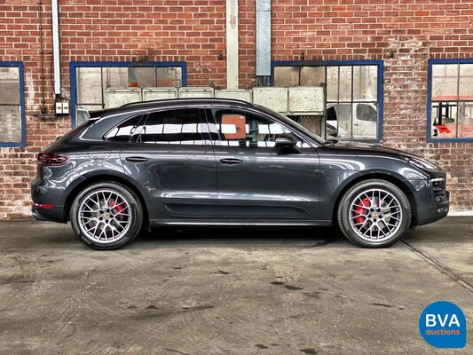 Porsche Macan GTS V6 Bi-Turbo 360hp 2016 Facelift.