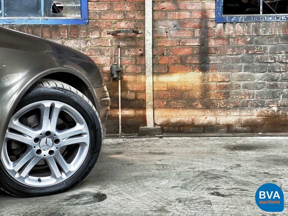 Mercedes-Benz E320 CDI Limousine 224 PS E-Klasse 2007 -Original NL-, 13-XP-XZ.