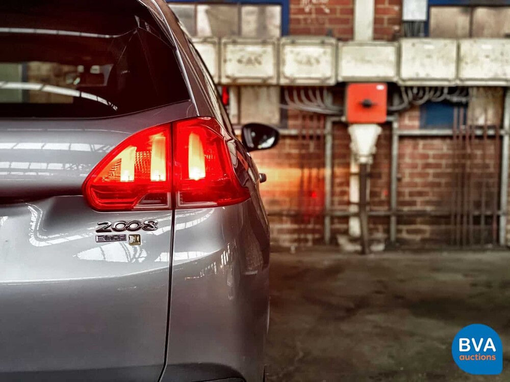 Peugeot 2008 1.2 PureTech Style 110 PS 2015, K-689-HP.