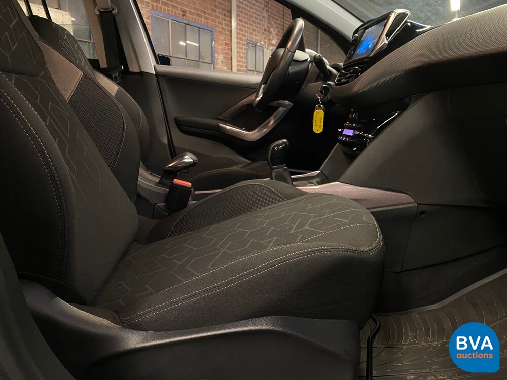 Peugeot 2008 1.2 PureTech Style 110 PS 2015, K-689-HP.