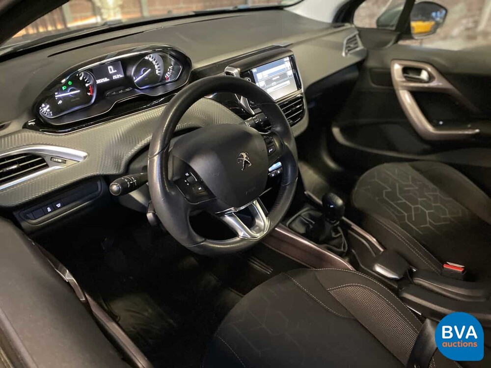 Peugeot 2008 1.2 PureTech Style 110 PS 2015, K-689-HP.