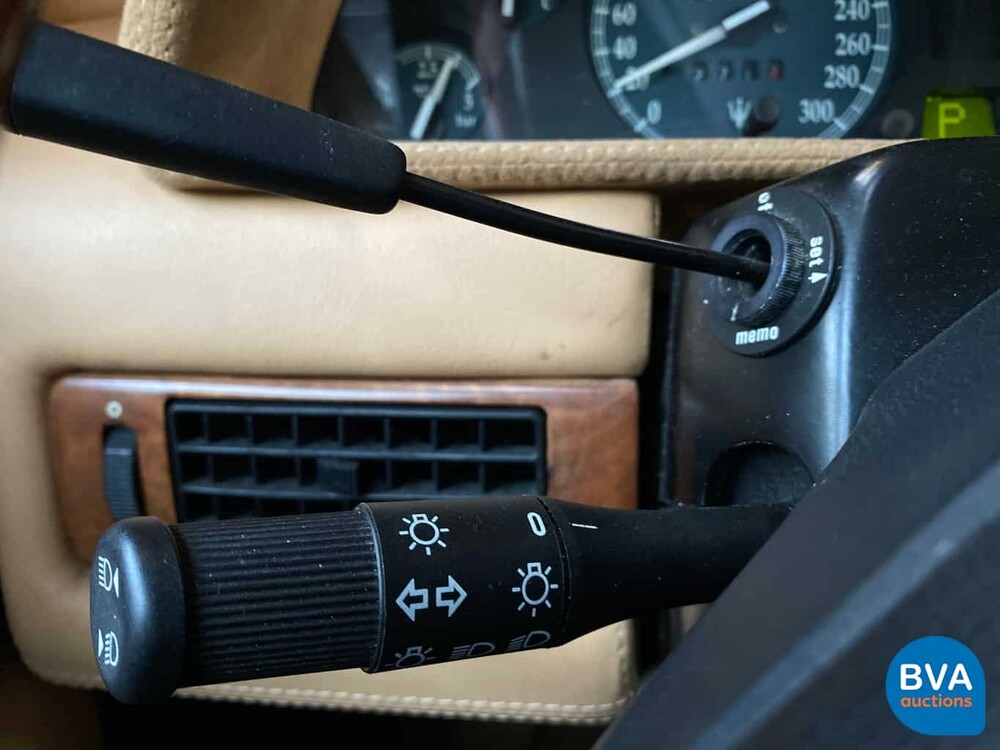 Maserati Quattroporte 3.2 V8 Evoluzione 335 PS 2000 - Original NL-, 35-DV-SN.