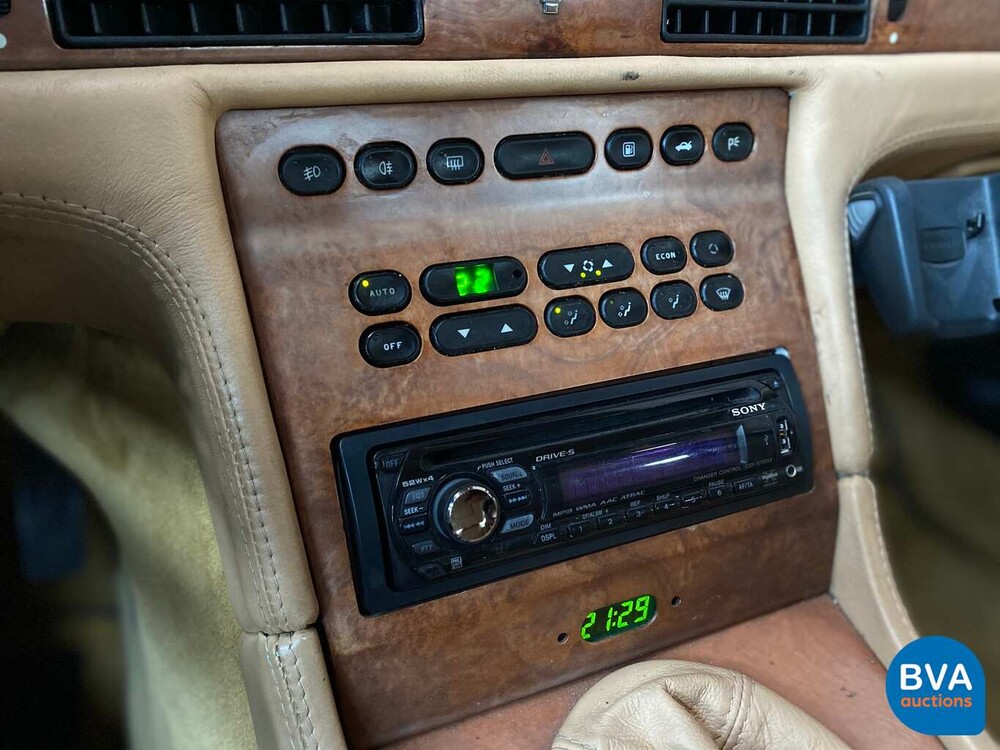 Maserati Quattroporte 3.2 V8 Evoluzione 335 PS 2000 - Original NL-, 35-DV-SN.