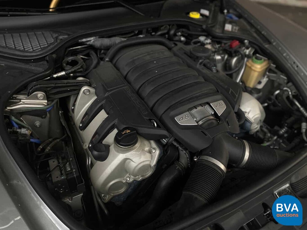 Porsche Panamera 4S 4.8 V8 400 hp 2011.