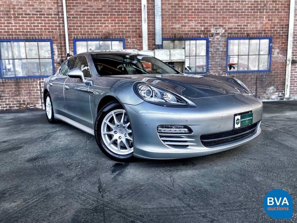 Porsche Panamera 4S 4.8 V8 400 hp 2011.