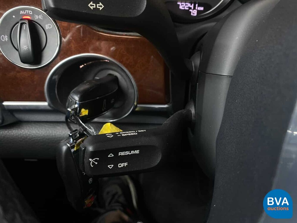 Porsche Panamera 4S 4.8 V8 400 hp 2011.