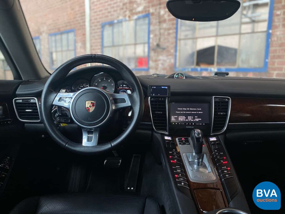 Porsche Panamera 4S 4.8 V8 400 hp 2011.