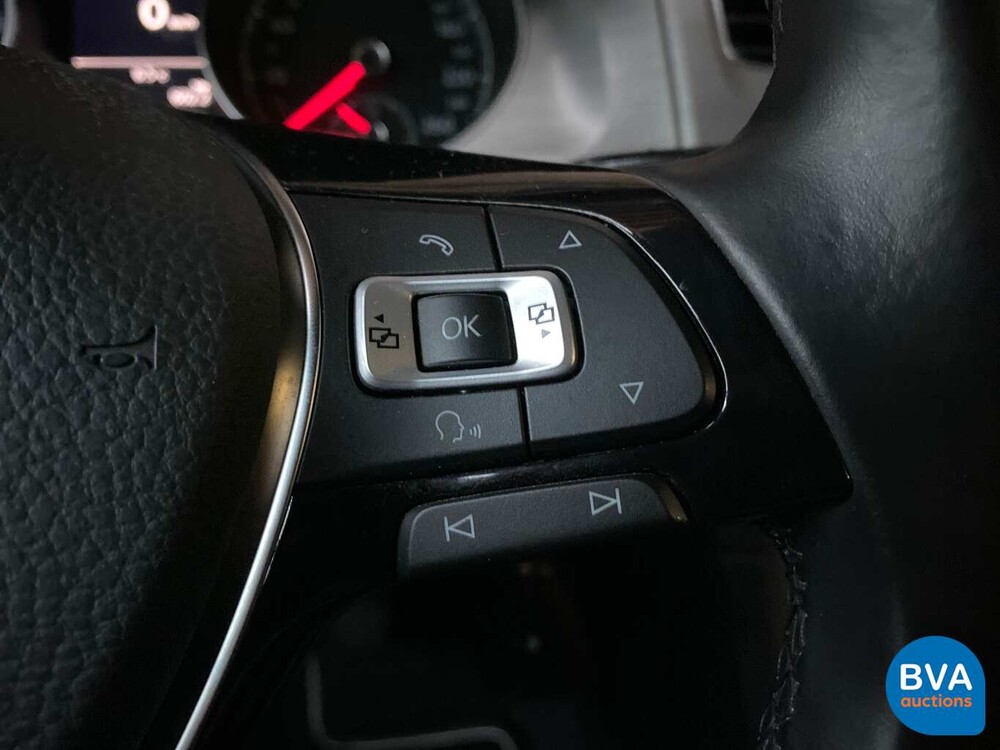 Volkswagen Golf 1.4 TSI Business Edition 125 PS 2016 - Original NL-, J-392-XN.