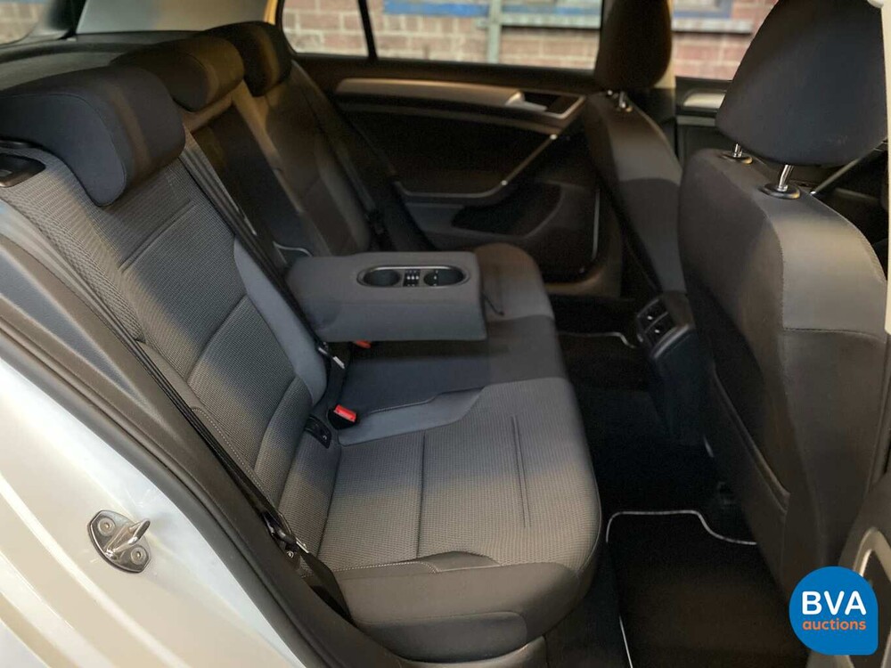 Volkswagen Golf 1.4 TSI Business Edition 125 PS 2016 - Original NL-, J-392-XN.