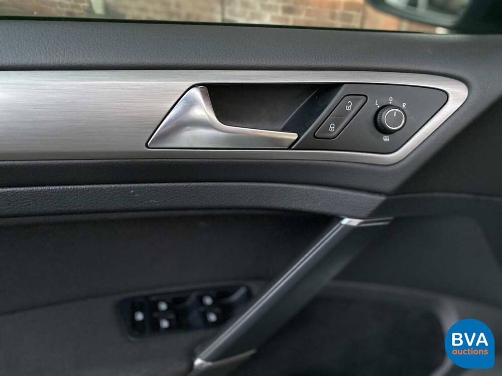 Volkswagen Golf 1.4 TSI Business Edition 125 PS 2016 - Original NL-, J-392-XN.