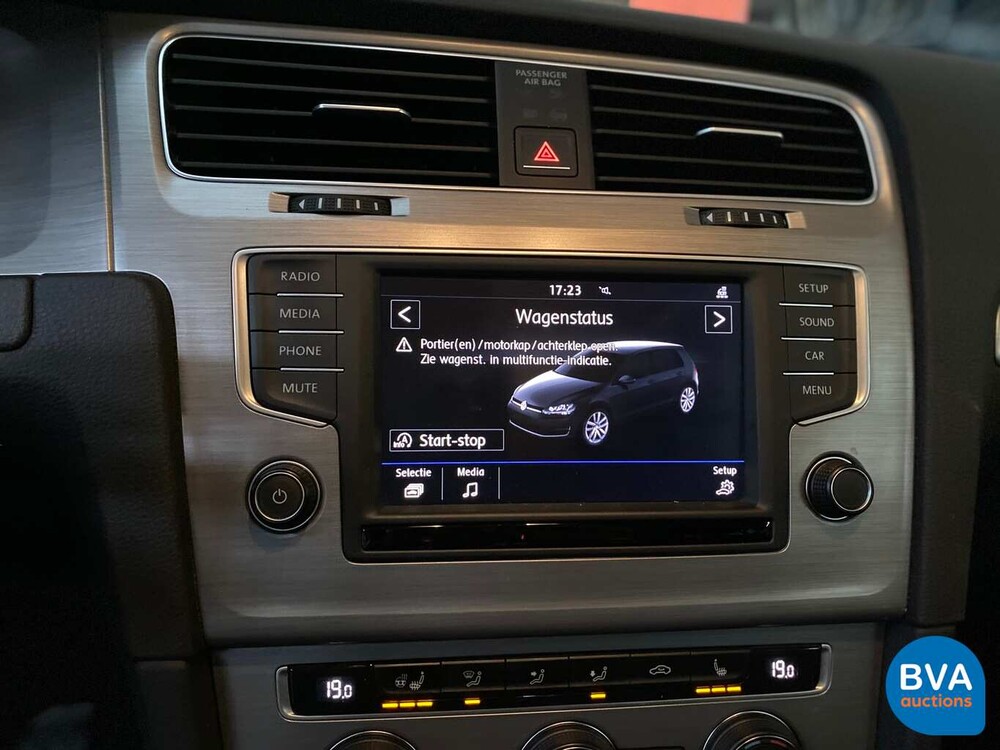 Volkswagen Golf 1.4 TSI Business Edition 125 PS 2016 - Original NL-, J-392-XN.