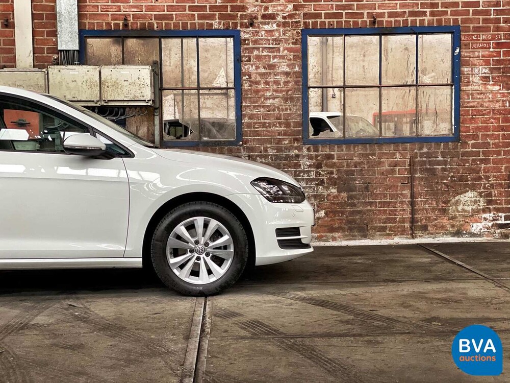 Volkswagen Golf 1.4 TSI Business Edition 125 PS 2016 - Original NL-, J-392-XN.